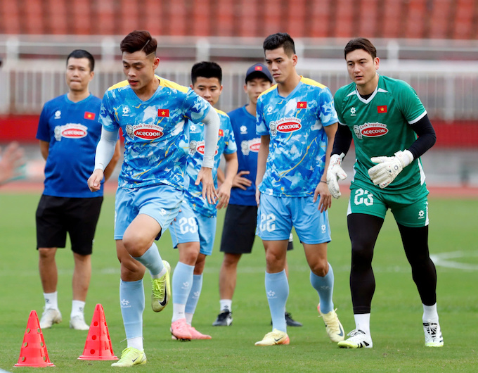 ĐT Việt Nam đã có buổi tập trên sân Thống Nhất. Ảnh: Anh Khoa 