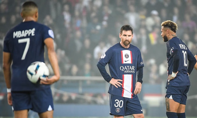 Top 5 CLB càng chi tiền càng đá dở: MU, PSG, Liverpool góp mặt