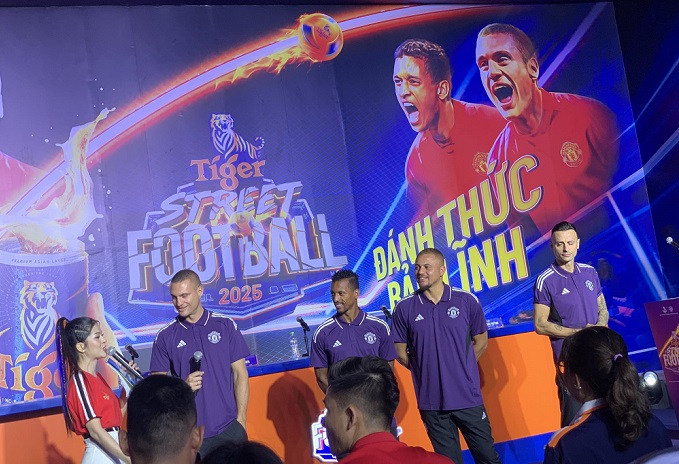 Các huyền thoại MU đều công nhận, bóng đá đường phố có tầm ảnh hưởng với họ 