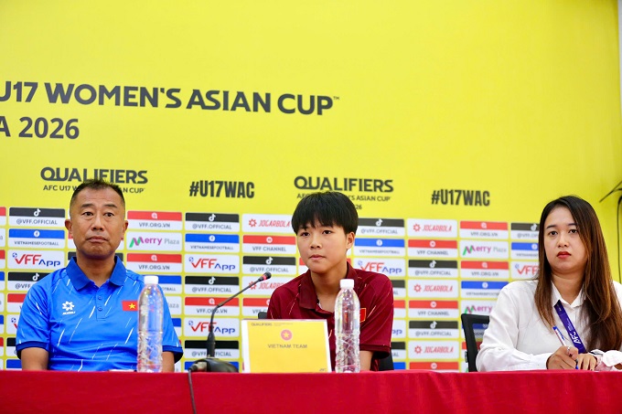 U17 nữ Việt Nam sẵn sàng tranh T. Ảnh: Anh Khoa 