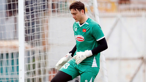 Chuyện gì sẽ xảy ra nếu Đặng Văn Lâm mất chỗ vào tay Trung Kiên?  Chuyện gì sẽ xảy ra nếu Đặng Văn Lâm mất chỗ vào tay Trung Kiên?