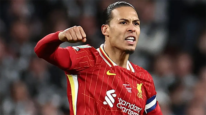  Van Dijk được coi là trung vệ xuất sắc nhất thế giới hiện nay