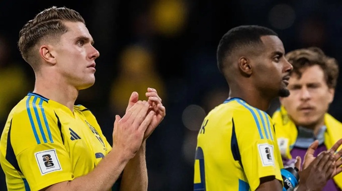 Cặp Gyokeres – Isak thành trò hề của một Thụy Điển bi kịch!