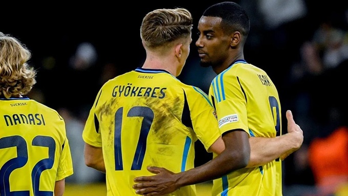Gyokeres và Isak không còn là chính mình trong màu áo Thụy Điển