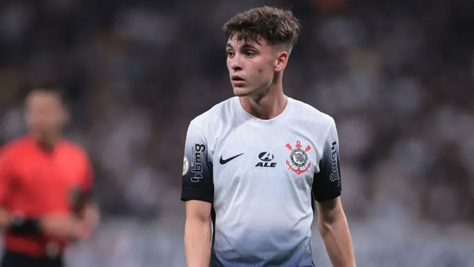 Breno Bidon chơi nổi bật tại Corinthians
