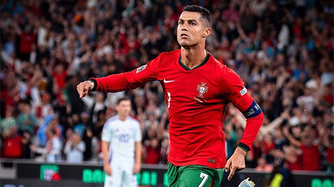 Cristiano Ronaldo chính thức lập kỷ lục vĩ đại trong lịch sử World Cup  Cristiano Ronaldo chính thức lập kỷ lục vĩ đại trong lịch sử World Cup