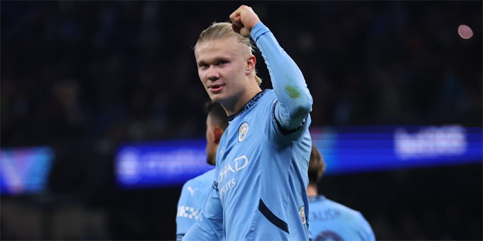 Erling Haaland trong màu áo Man City
