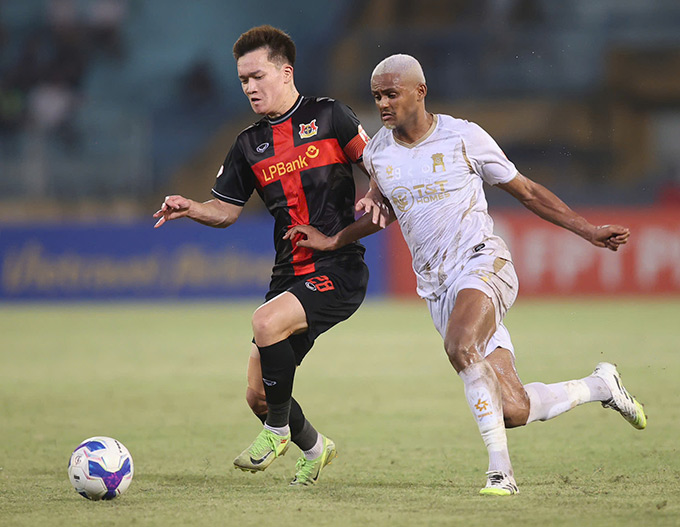 Hà Nội chơi ấn tượng hơn - Ảnh: Minh Tuấn 