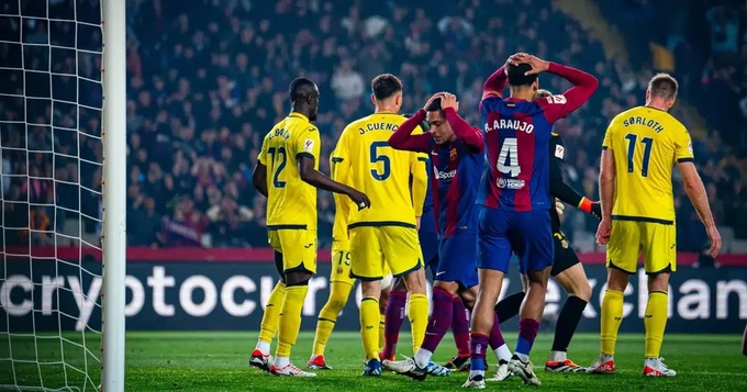 Việc BTC La Liga đưa trận Villarreal vs Barca sang Mỹ đang gây bất đồng ở Tây Ban Nha.