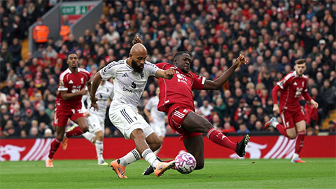 Vì sao bàn thắng gây tranh cãi của MU trước Liverpool được công nhận?  Vì sao bàn thắng gây tranh cãi của MU trước Liverpool được công nhận?