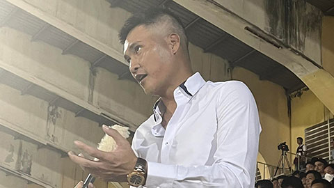 Công Vinh bất ngờ về làm HLV ở SLNA  Công Vinh bất ngờ về làm HLV ở SLNA