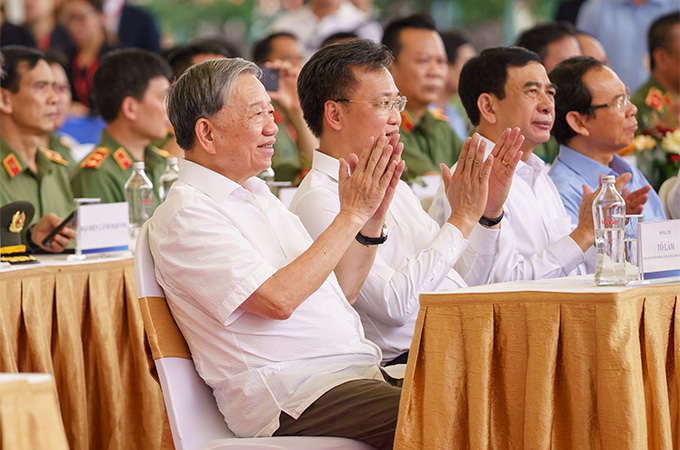 Tổng Bí thư Tô Lâm và các đại biểu tại sự kiện - Ảnh: PVF