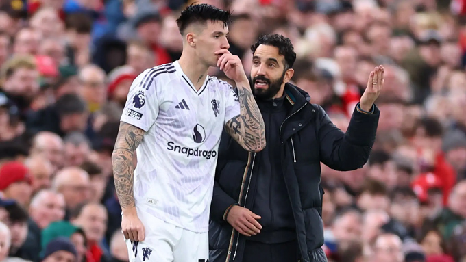 Amorim bất ngờ cất Sesko trên ghế dự bị ở trận gặp Liverpool