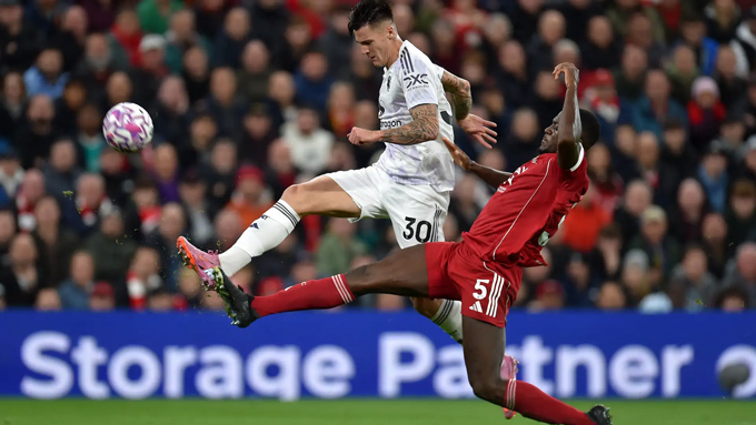 Sesko chỉ vào sân trong 30 phút cuối trận