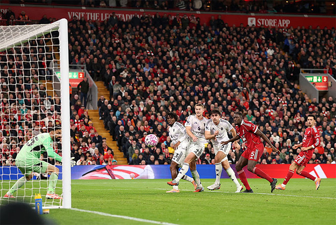 Chính Maguire chứ không phải bất cứ cái tên nào khác giúp MU giành chiến thắng trước đại kình địch Liverpool