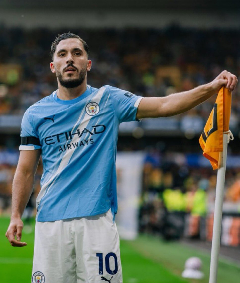 Cherki sẽ mang tới nhiều giải pháp tấn công cho Man City