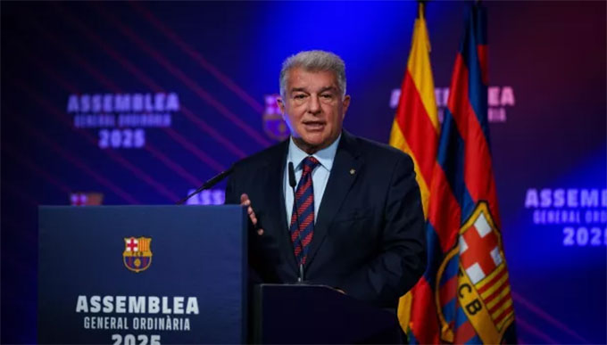 Chủ tịch Laporta khẳng định trận đấu tại Miami sẽ giúp Barca hưởng lợi