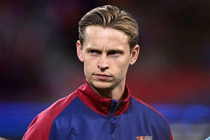 De Jong bị ốm chỉ 3 ngày trước trận El Clasico