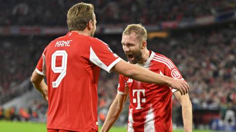 Harry Kane là siêu nhân, còn Konrad Laimer là… dị nhân  Harry Kane là siêu nhân, còn Konrad Laimer là… dị nhân