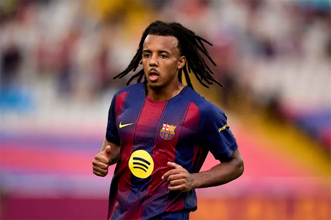 Kounde đã bỏ lỡ 2 buổi tập gần nhất của Barca