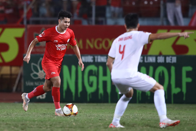 Hậu vệ Trương Tiến Anh nhiều khả năng sẽ rời Thể Công Viettel vào tháng 4/2026 - Ảnh: Minh Tuấn 