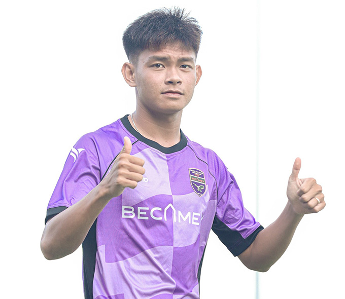 Bùi Vĩ Hào trở lại tập luyện - Ảnh: Becamex TP.HCM 