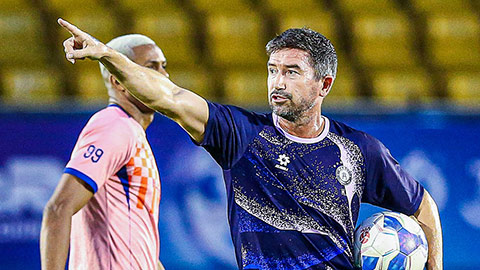 Harry Kewell tìm chiến thắng đầu tiên cùng CLB Hà Nội  Harry Kewell tìm chiến thắng đầu tiên cùng CLB Hà Nội