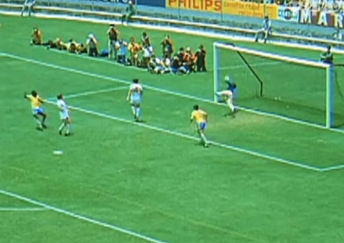 Pha cản phá kinh điển của Gordon Banks