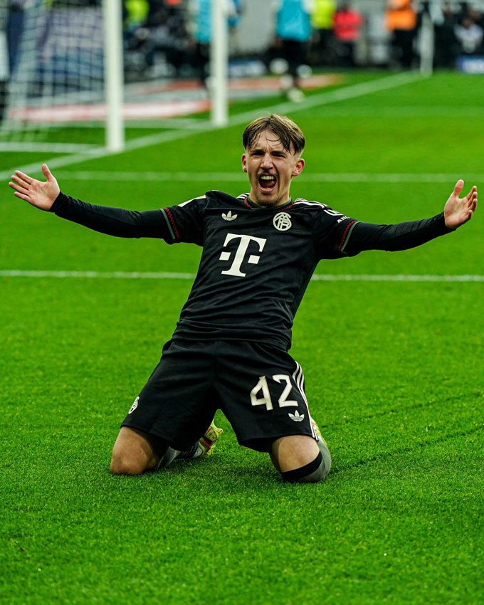 T năng trẻ Lennart Karl tiếp tục phong độ chói sáng