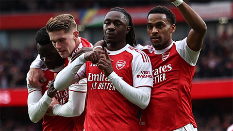 Eberechi Eze 'gãi đúng chỗ ngứa' của Arsenal  Eberechi Eze 'gãi đúng chỗ ngứa' của Arsenal