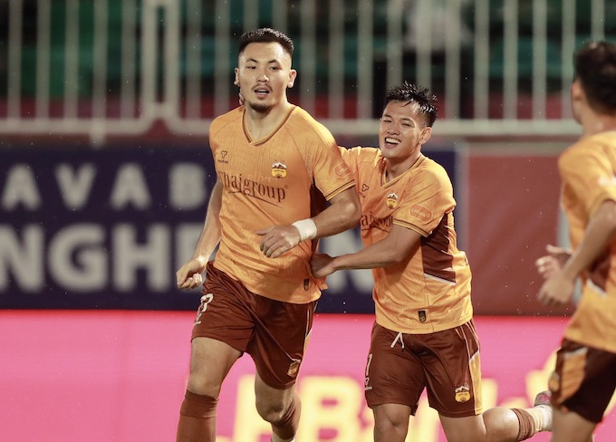 Niềm vui của các cầu thủ HAGL. Ảnh: Minh Trần 