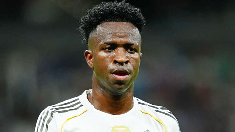 Vinicius xin lỗi người hâm mộ Real Madrid sau vụ nổi nóng ở El Clasico  Vinicius xin lỗi người hâm mộ Real Madrid sau vụ nổi nóng ở El Clasico