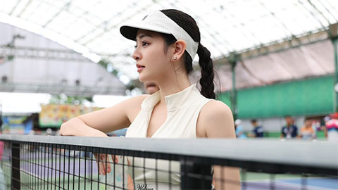 Hotgirl Giang Phạm làm dậy sóng sân pickleball Hotgirl Giang Phạm làm dậy sóng sân pickleball