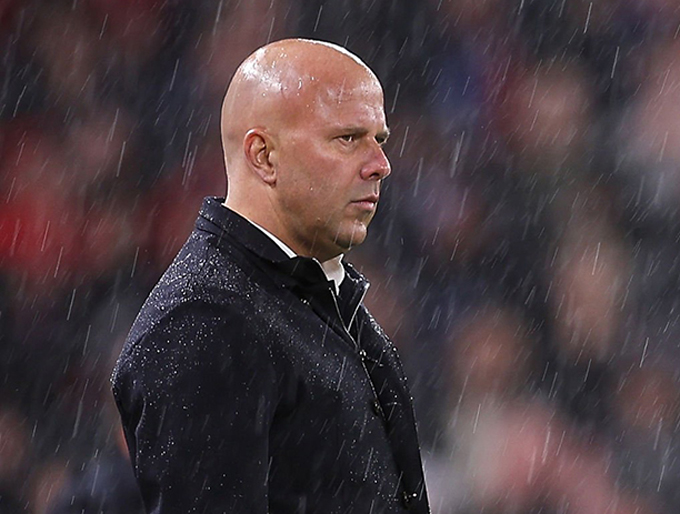 Slot nguy cơ bật bãi sớm ở Liverpool chỉ sau 1 mùa giải