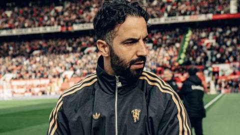 Ruben Amorim vẫn đang 'thích chơi dao' tại MU