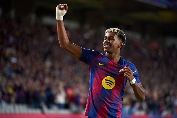 Barca có chiến thắng dễ dàng trước Elche