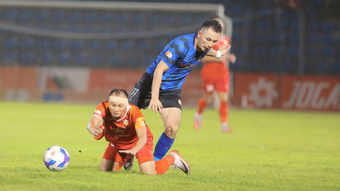 HLV HAGL nói thẳng về tình hình nguy hiểm của đội bóng