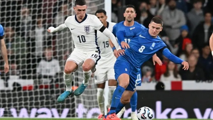 Tzolis (số 8) đã in dấu giày trong 18 bàn thắng của Club Brugge ở mùa 2025/26