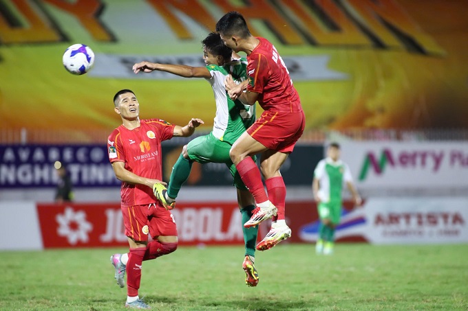 Quy Nhơn (áo đỏ) sẽ không dễ để Đồng Nai thắng trận? 