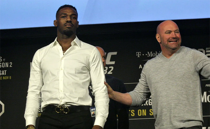 Liệu Dana có bỏ qua cho Jones?