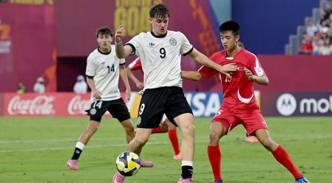 Triều Tiên có 1 điểm trước Đức 