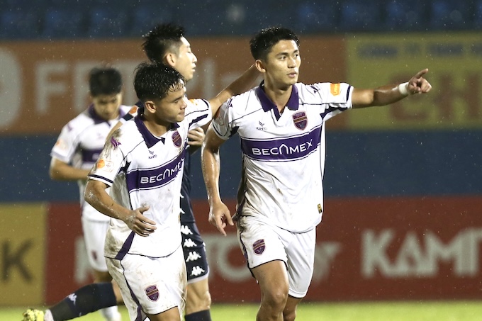 Becamex TP.HCM là đội ở nhóm cuối có chiến thắng ấn tượng nhất vòng 10. Ảnh: Quốc An