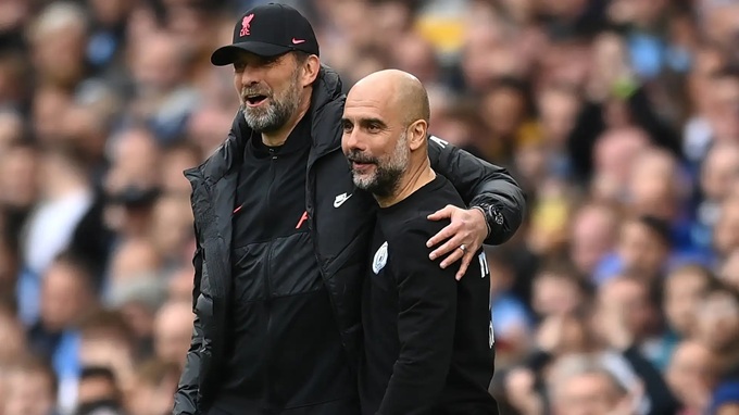 Cuộc ganh đua với Jurgen Klopp đã nhấc Guardiola lên tầm cao mới
