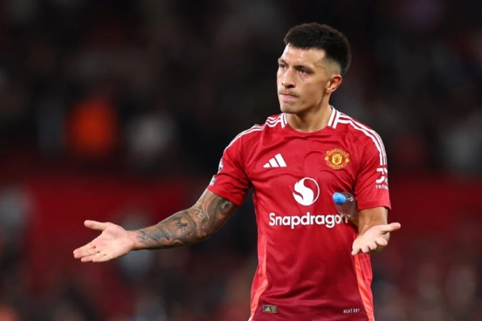 Lisandro Martinez sẽ tập luyện cùng ĐT Argentina