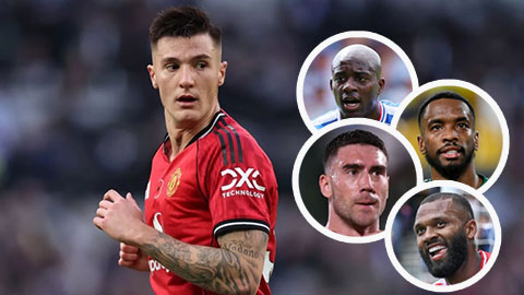 Simone Inzaghi celebrating with his Inter Milan players after beating Barcelona.