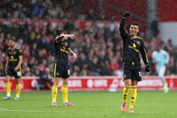 Casemiro đang tỏ ra quá quan trọng với MU, cả ở khâu đánh chặn lẫn hỗ trợ ghi bàn