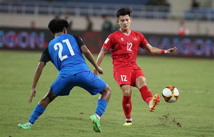 Phan Tuấn T từng là trung vệ số 1 của HLV Troussier