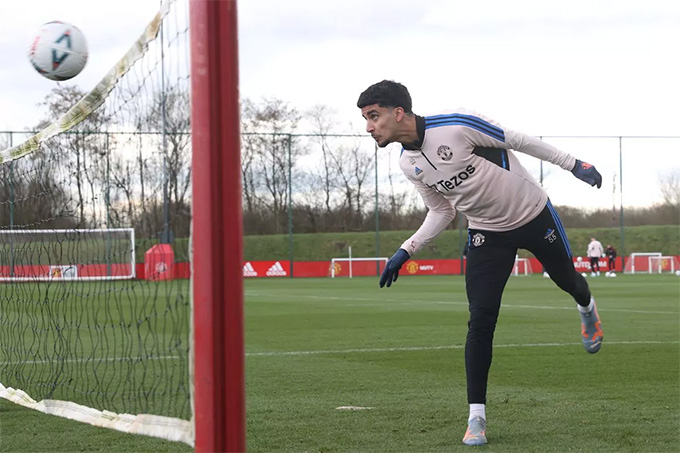 Zidane trong 1 buổi tập tại MU trước đây