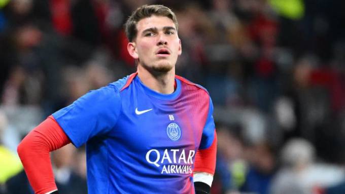 Renato Marin vẫn chưa có cơ hội ra mắt đội một PSG