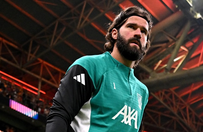 Alisson sẽ trở lại đội hình Liverpool ở trận gặp Nottingham Forest